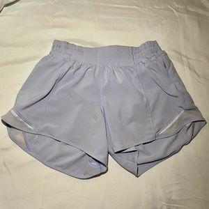 lululemon hottie hots, light blue, size 6